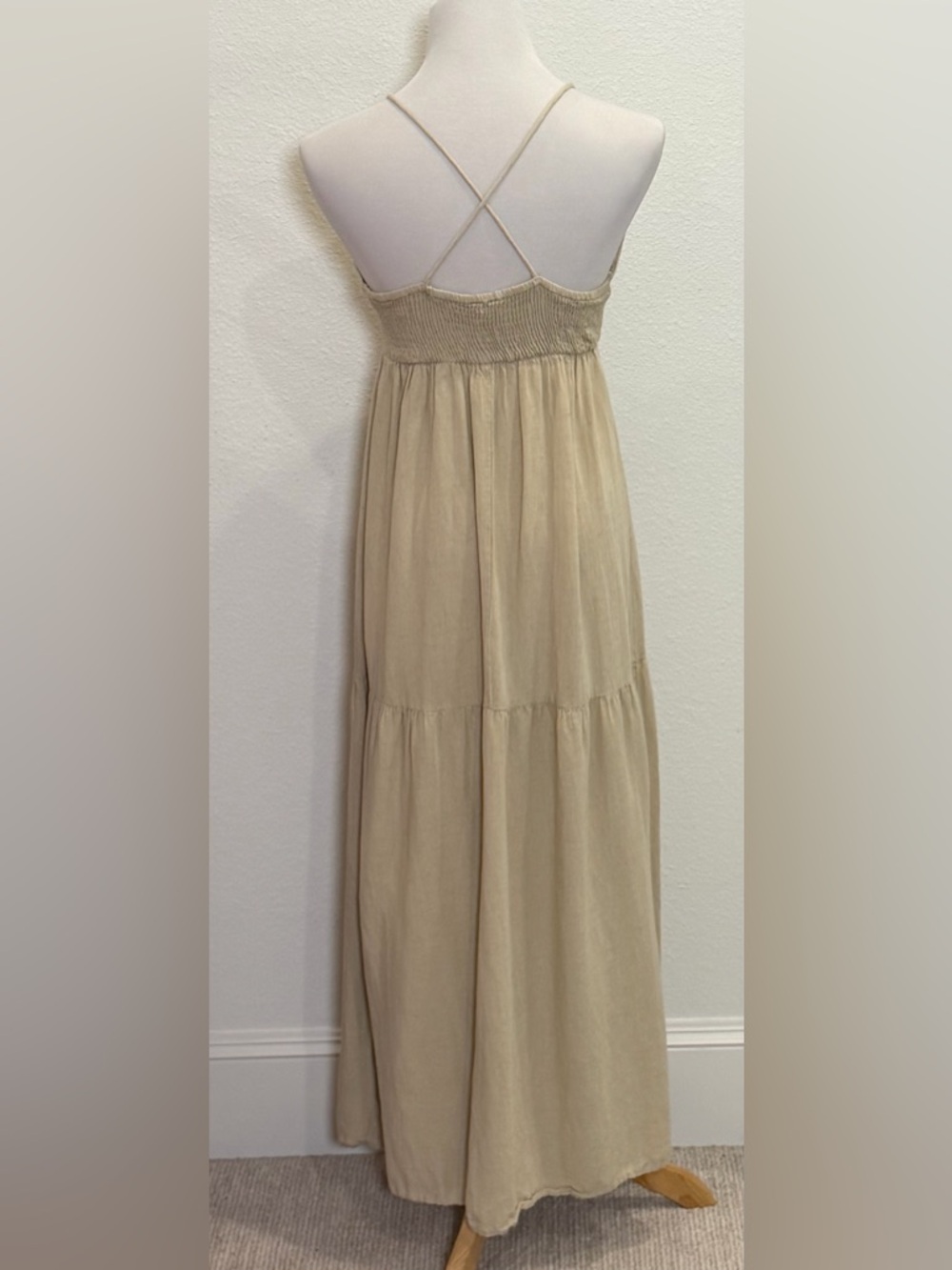Sim & Sam Beige Linen Blend Maxi Dress Medium Boho Smocked Beige Natural Resort - Picture 5 of 7